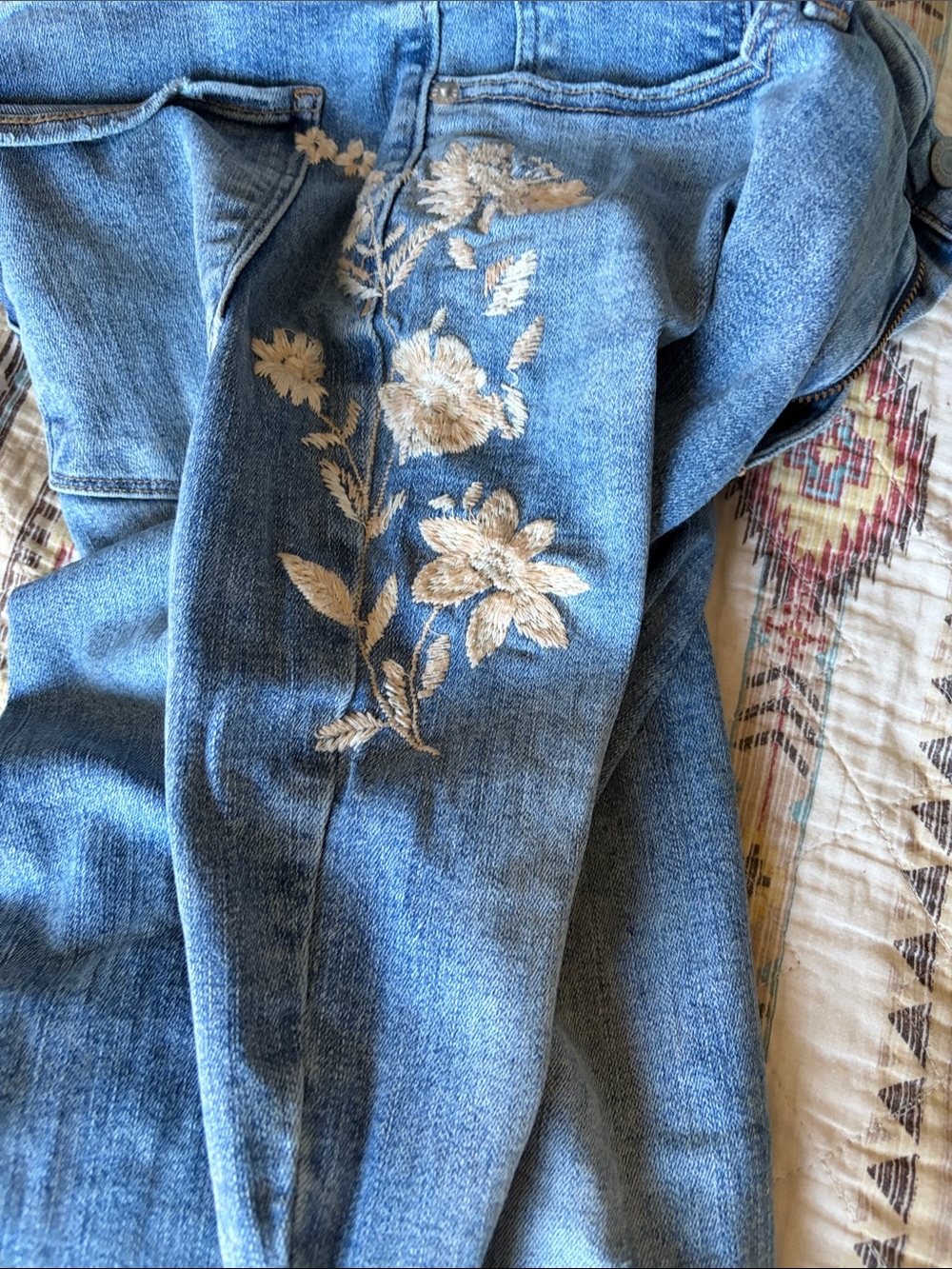 Lucky Brand Light Blue Straight Leg Jeans with Cream Floral Embroidery
